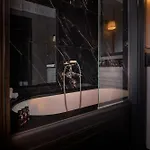 Maison Athenee Ξενοδοχείο 4*