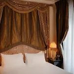 Maison Athenee Ξενοδοχείο