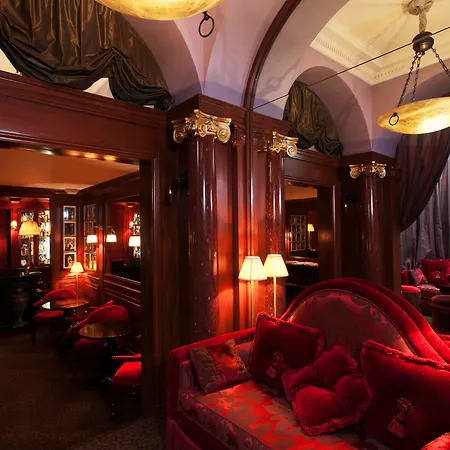 Maison Athenee 4* Paris