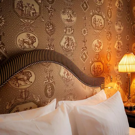 Hotel Maison Athenee Paris