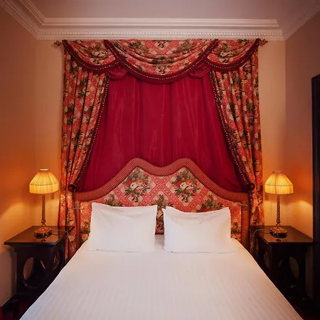 Maison Athenee 4* パリ