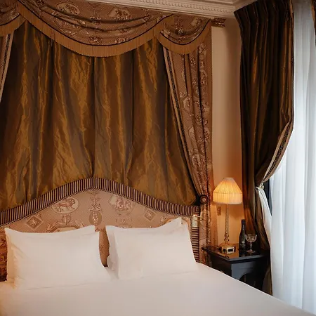 Maison Athenee Hotel