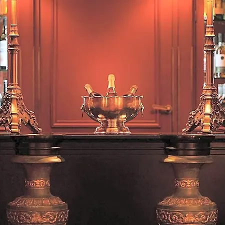 Maison Athenee פריז