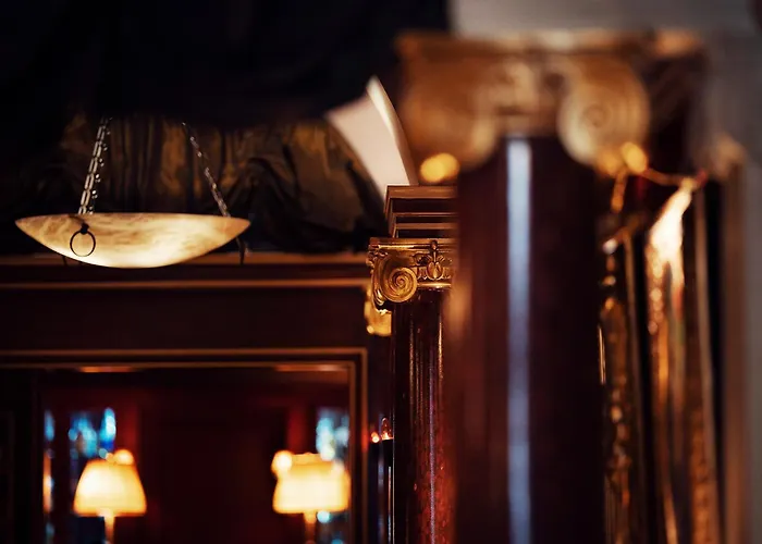 Maison Athenee 4* Paris