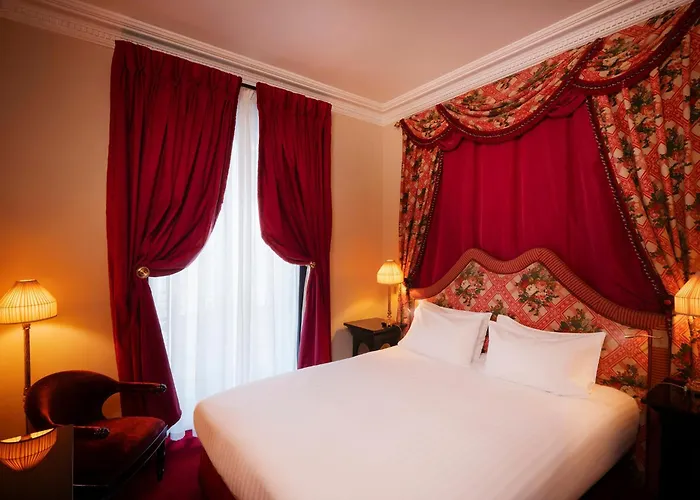 Maison Athenee Hotel 4*