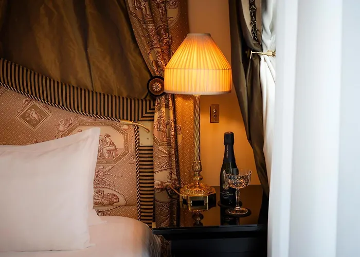 Maison Athenee Hotel Paris