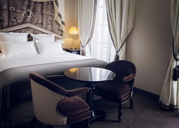 Hotel Maison Athenee 4*