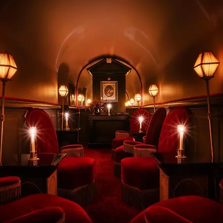 Maison Athénée Hotel