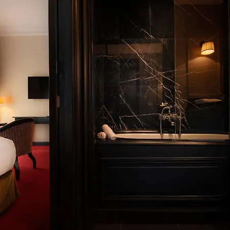 Maison Athénée Parigi