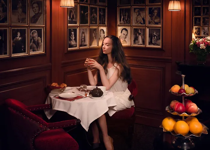 ホテル Maison Athenee パリ